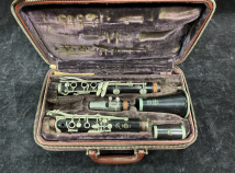 Mid-50s Vintage Selmer Paris Centered Tone Clarinet in Bb - Serial # Q5820
